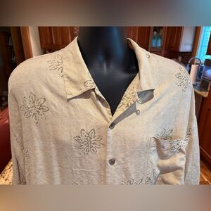 Tommy Bahama Light Tan‎ Floral Shirt